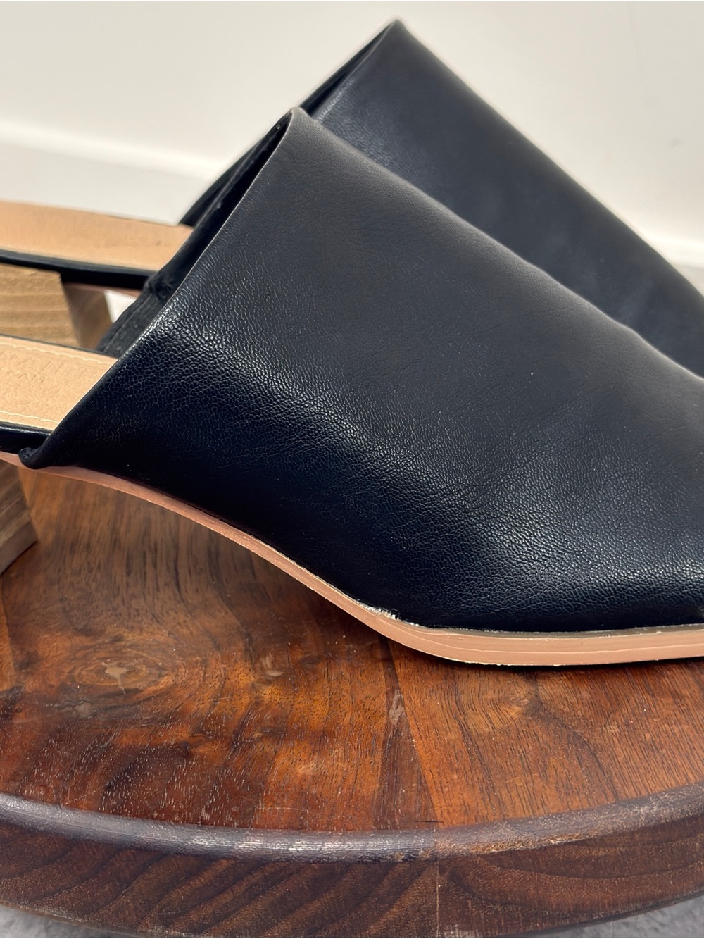 Cushionaire‎ Olympia Black Slide Sandals Block Heel Memory Foam Size 10